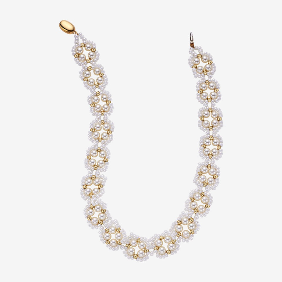 Square pearl necklace